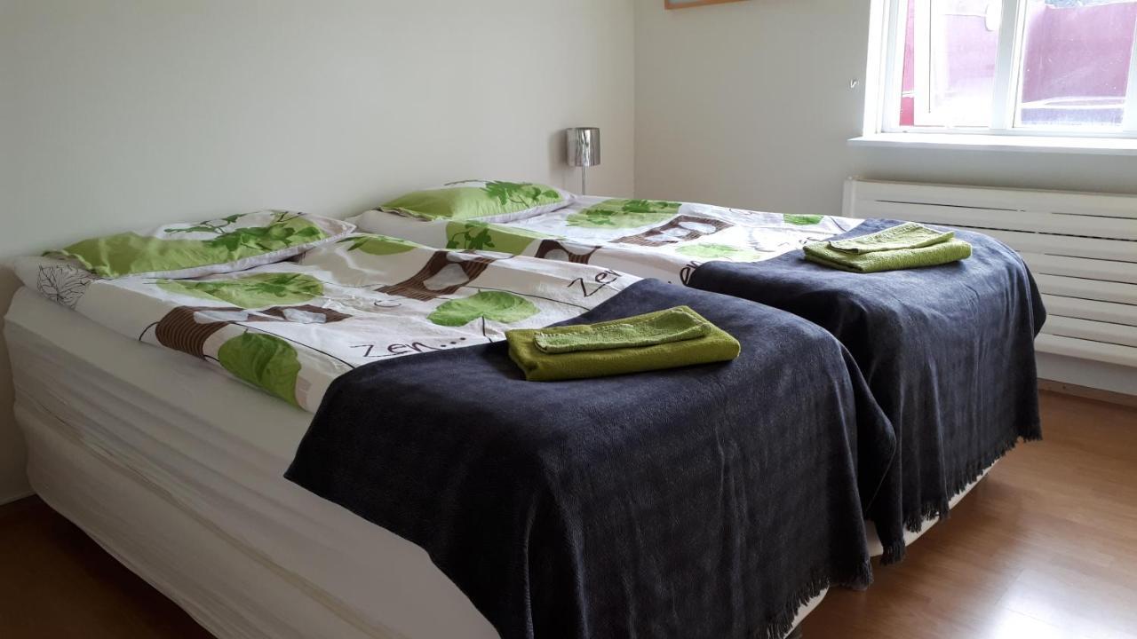 Brunalaug Guesthouse - Holiday Home Eyjafjaroarsveit Extérieur photo