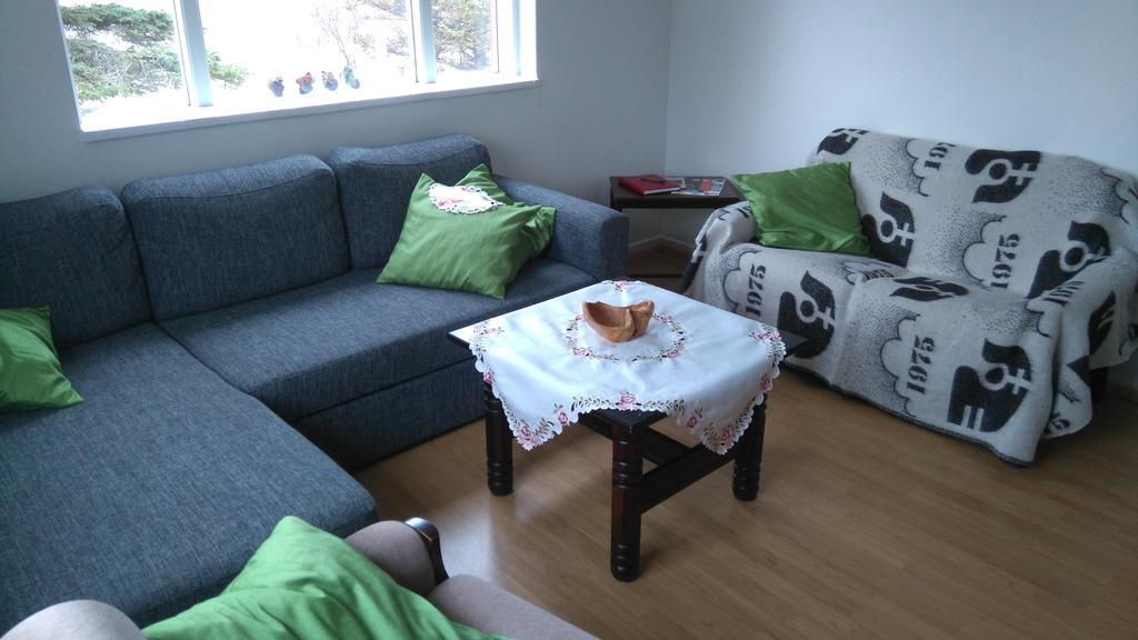 Brunalaug Guesthouse - Holiday Home Eyjafjaroarsveit Extérieur photo